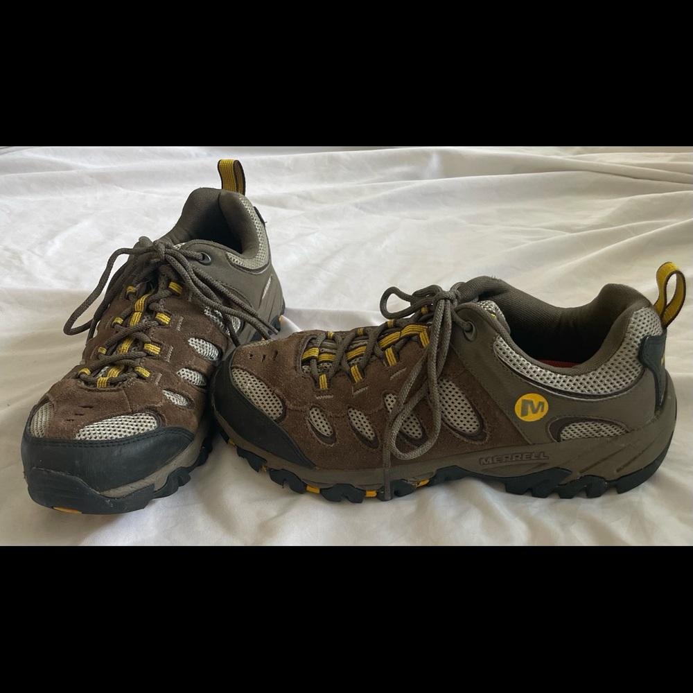 Men’s Merrell hiking shoes